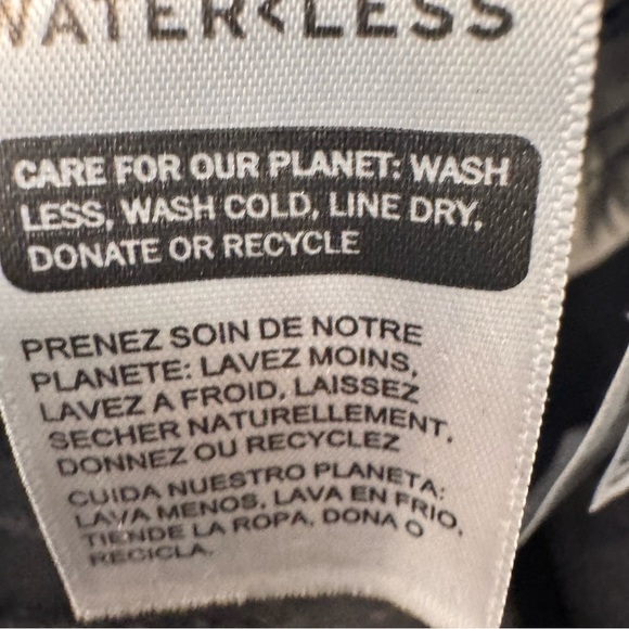 NWT Levi's 501 Men's Button Fly Straight Leg Denim Jeans, Black Sz 42X30 - Picture 7 of 9